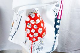 くらカラーを使用した　harunachico様による手描きTシャツ